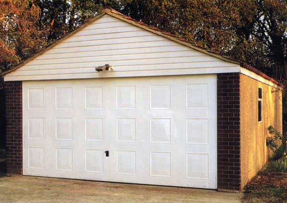 'Windsor 25' Garage by Mayfair